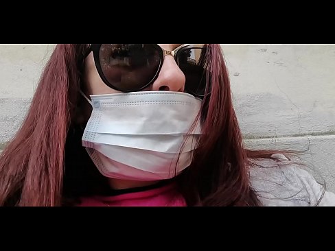 ❤️ Nicoletta vinga-se do seu vizinho e faz chichi na sua garagem (Especial Covid19 Quarentena Italiana) ️ Porno vídeo em nós ❌️❤